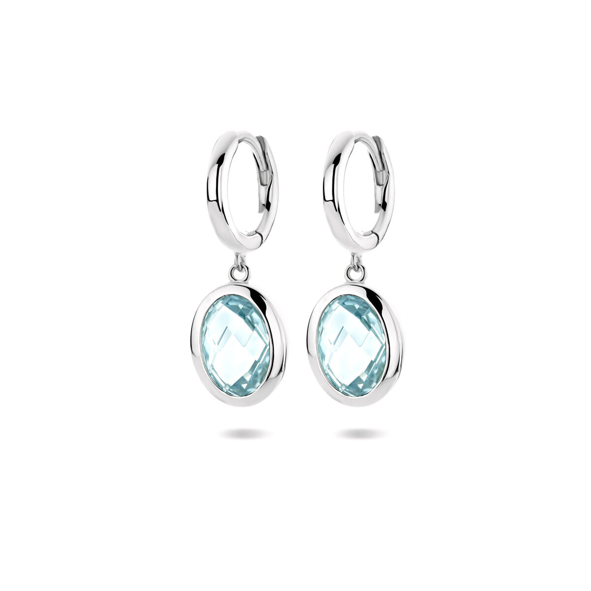 Zilveren klapoorringen sky blue topaas